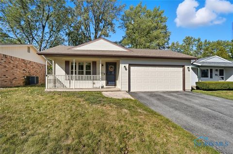 Photo of 126 Hillcrest Avenue, Findlay, OH 45840 (MLS # 6136379)