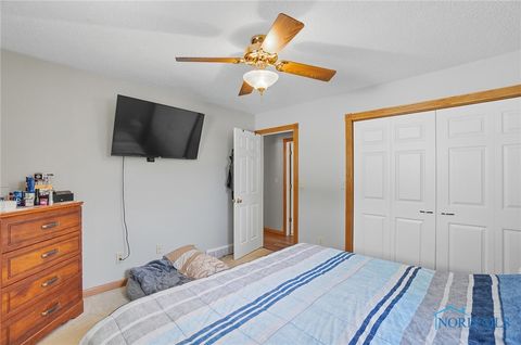 Tiny photo for 126 Hillcrest Avenue, Findlay, OH 45840 (MLS # 6136379)