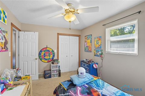 Tiny photo for 126 Hillcrest Avenue, Findlay, OH 45840 (MLS # 6136379)