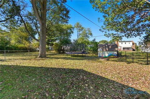 Tiny photo for 126 Hillcrest Avenue, Findlay, OH 45840 (MLS # 6136379)