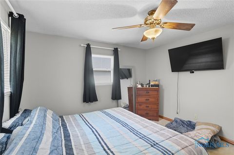 Tiny photo for 126 Hillcrest Avenue, Findlay, OH 45840 (MLS # 6136379)