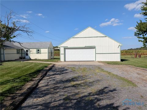 Tiny photo for 2716 County Road L, Swanton, OH 43558 (MLS # 6136523)