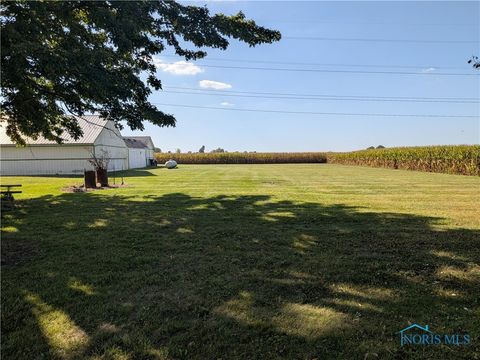 Tiny photo for 2716 County Road L, Swanton, OH 43558 (MLS # 6136523)