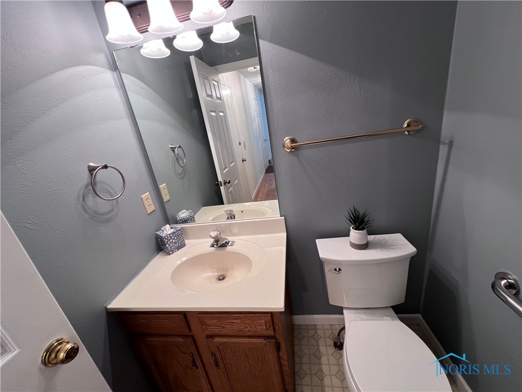 4237 Brogan Drive, Toledo, Ohio image 17