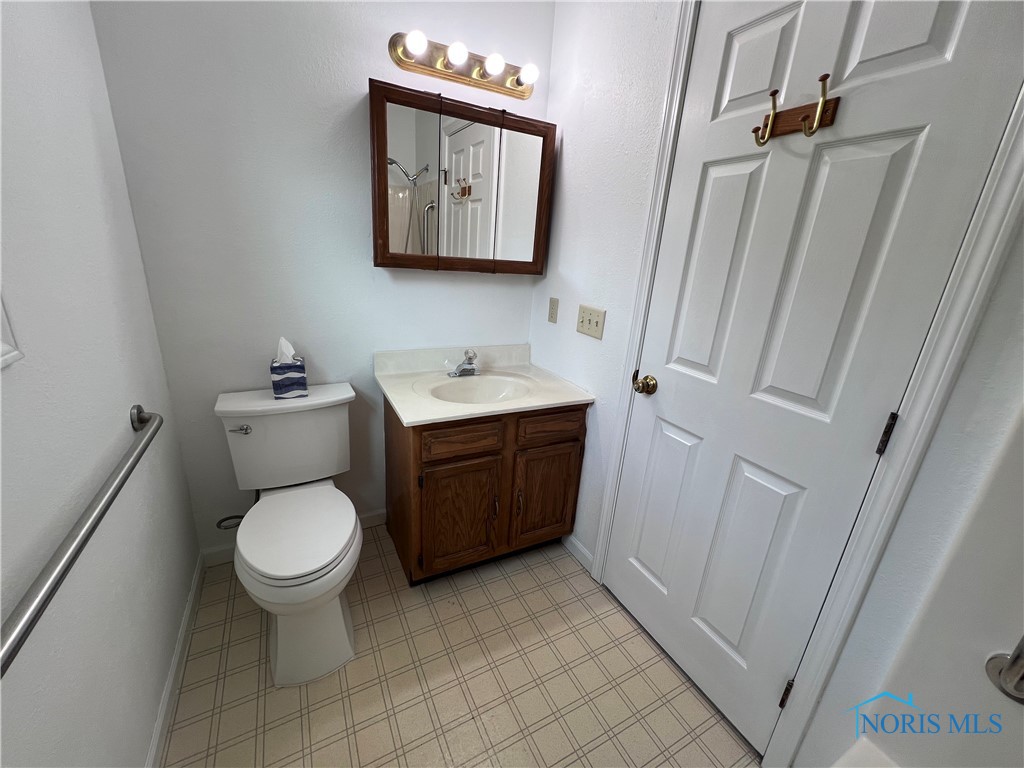 4237 Brogan Drive, Toledo, Ohio image 22