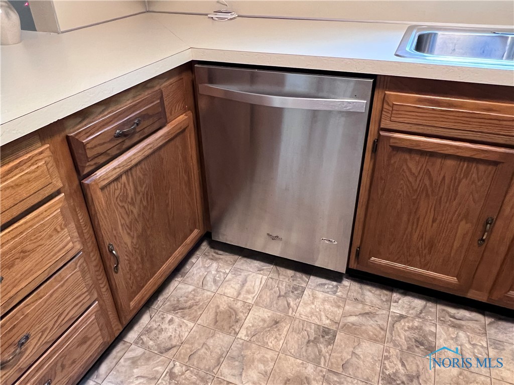 4237 Brogan Drive, Toledo, Ohio image 42
