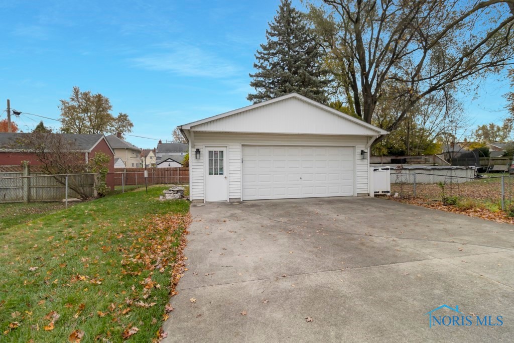 4444 Belmar Avenue, Toledo, Ohio image 33