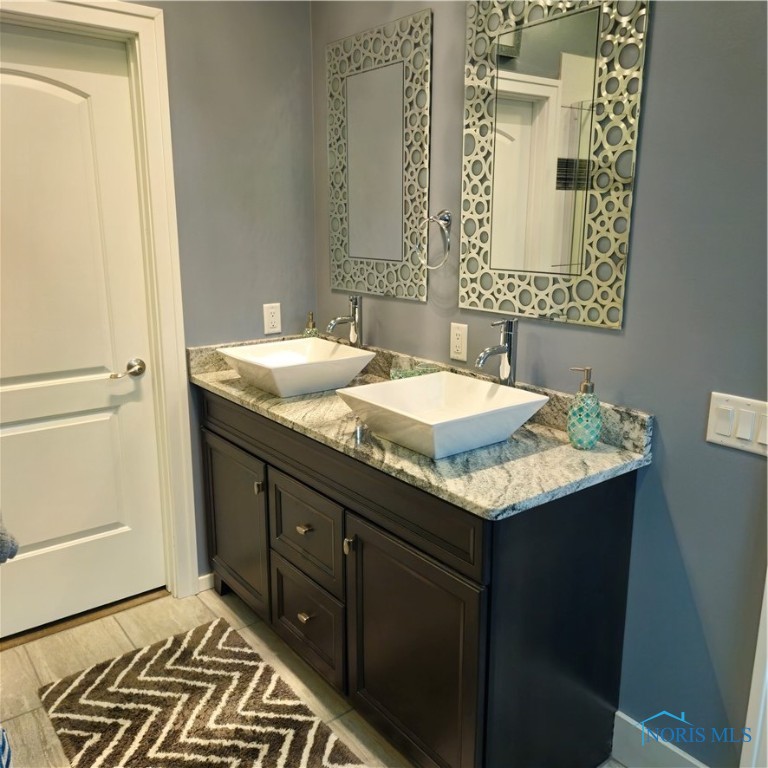 7859 Pilliod Road, Holland, Ohio image 14