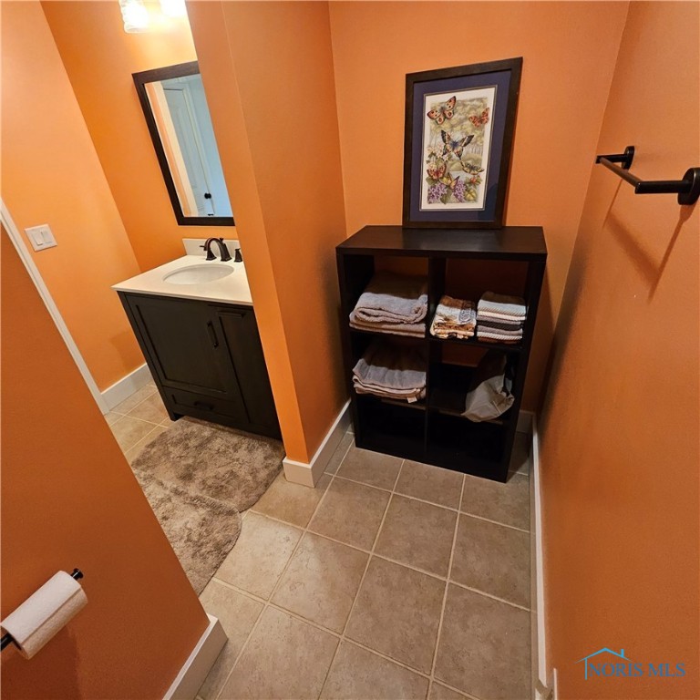7859 Pilliod Road, Holland, Ohio image 24