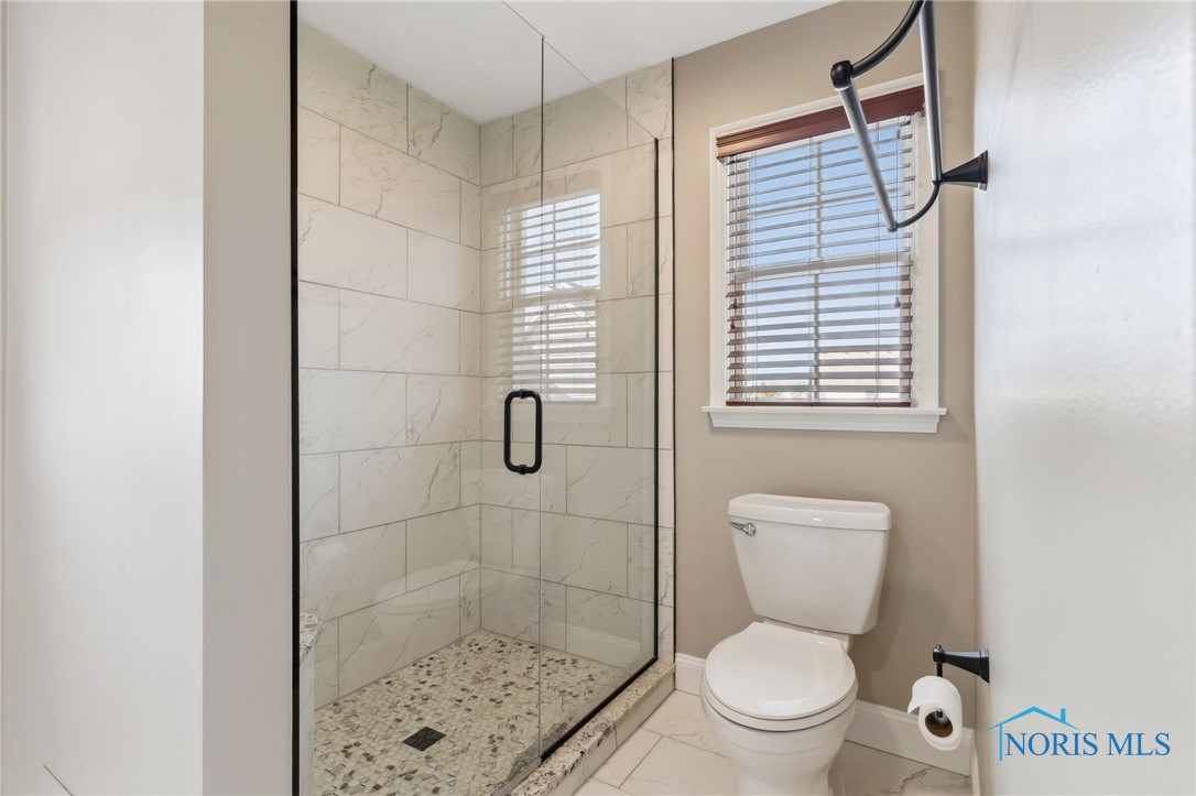 15940 Lakeside Court, Findlay, Ohio image 37