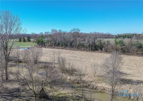 Tiny photo for 2121 County Road 4 1, Swanton, OH 43558 (MLS # 6135934)