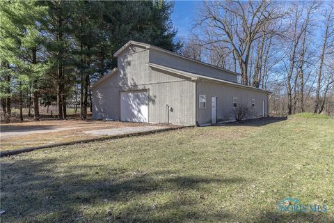 Tiny photo for 2121 County Road 4 1, Swanton, OH 43558 (MLS # 6135934)
