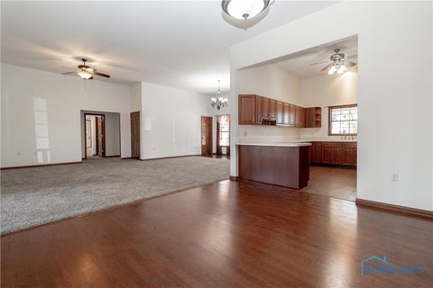 Tiny photo for 2121 County Road 4 1, Swanton, OH 43558 (MLS # 6135934)