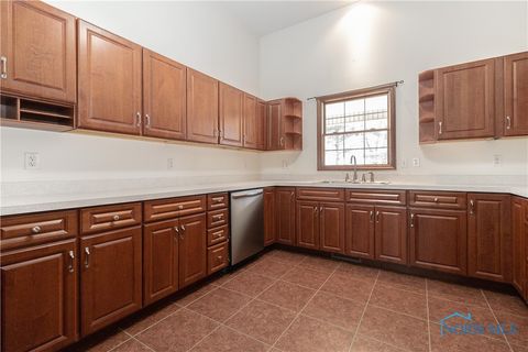 Tiny photo for 2121 County Road 4 1, Swanton, OH 43558 (MLS # 6135934)