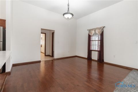 Tiny photo for 2121 County Road 4 1, Swanton, OH 43558 (MLS # 6135934)
