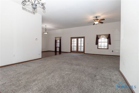 Tiny photo for 2121 County Road 4 1, Swanton, OH 43558 (MLS # 6135934)