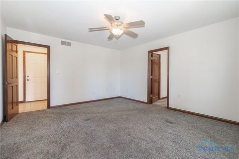 Tiny photo for 2121 County Road 4 1, Swanton, OH 43558 (MLS # 6135934)
