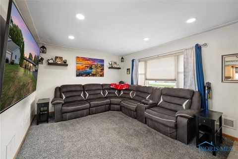 Tiny photo for 2451 Eastgate Road, Toledo, OH 43614 (MLS # 6136464)