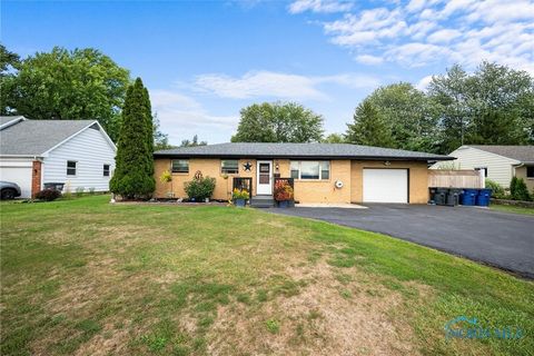 Tiny photo for 2451 Eastgate Road, Toledo, OH 43614 (MLS # 6136464)