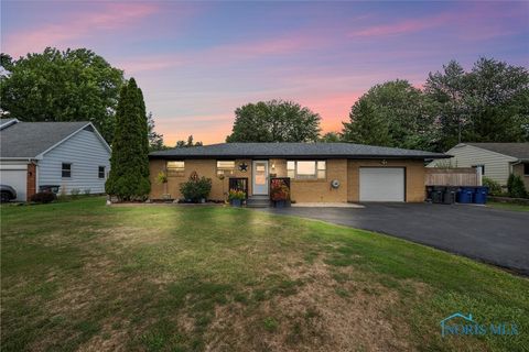 Photo of 2451 Eastgate Road, Toledo, OH 43614 (MLS # 6136464)