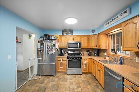 Tiny photo for 2451 Eastgate Road, Toledo, OH 43614 (MLS # 6136464)