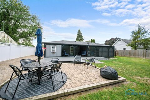 Tiny photo for 2451 Eastgate Road, Toledo, OH 43614 (MLS # 6136464)