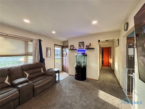 Tiny photo for 2451 Eastgate Road, Toledo, OH 43614 (MLS # 6136464)