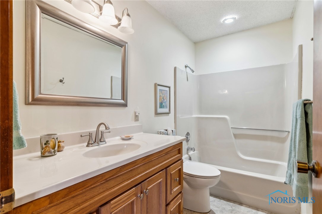 23 La Plas Drive, Findlay, Ohio image 34