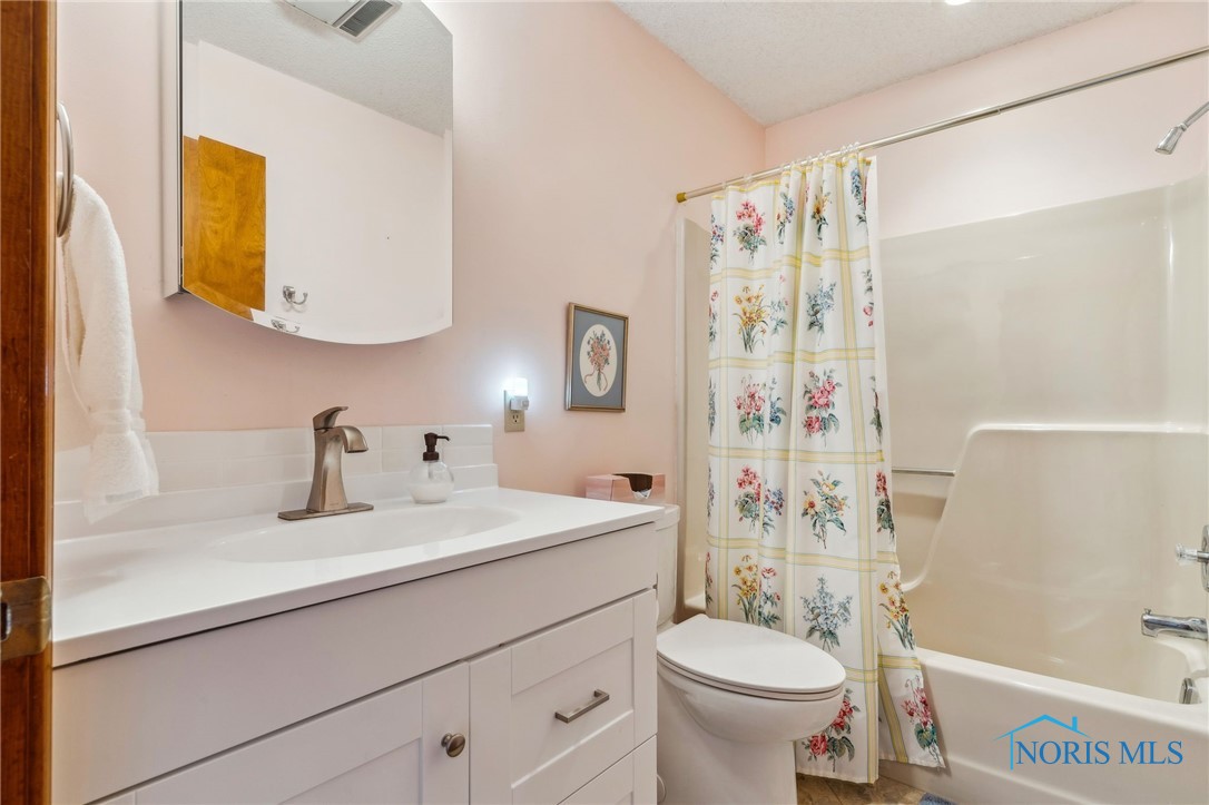 23 La Plas Drive, Findlay, Ohio image 33