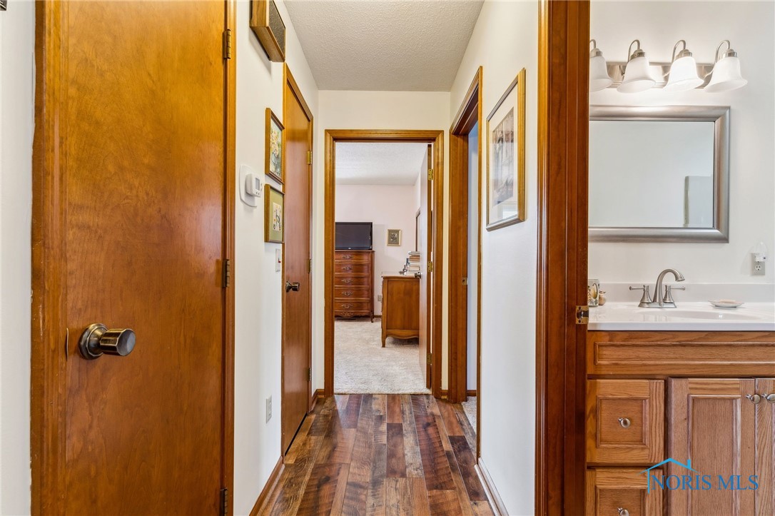 23 La Plas Drive, Findlay, Ohio image 28