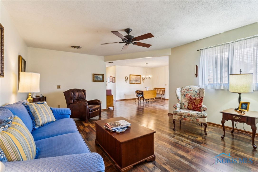 23 La Plas Drive, Findlay, Ohio image 12