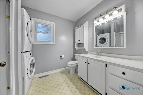 Tiny photo for 604 Cherry Street, Wauseon, OH 43567 (MLS # 6136308)
