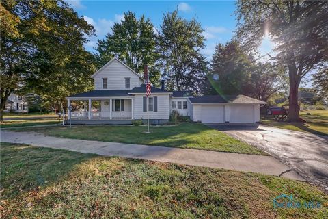Photo of 604 Cherry Street, Wauseon, OH 43567 (MLS # 6136308)