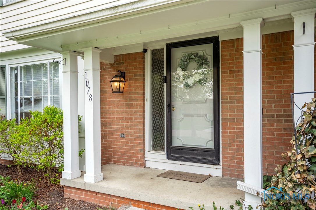 1078 Eastbrook Drive, Perrysburg, Ohio image 2