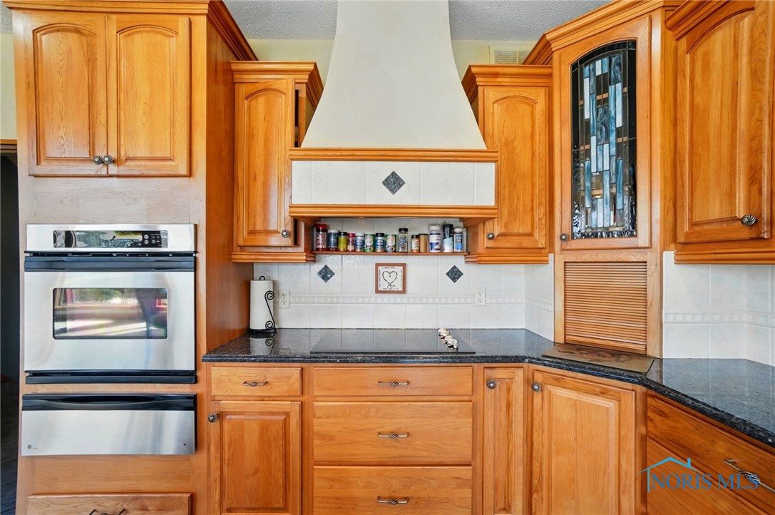 14100 S River Road, Pemberville, Ohio image 17