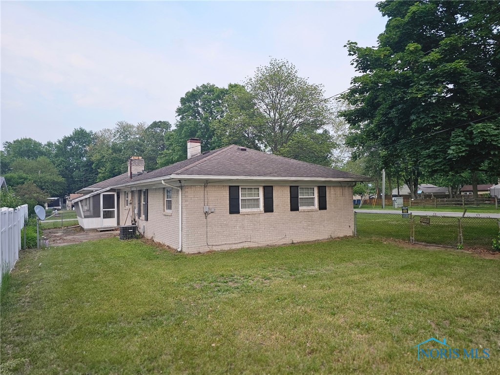 5792 Marshall Road, Sylvania, Ohio image 3