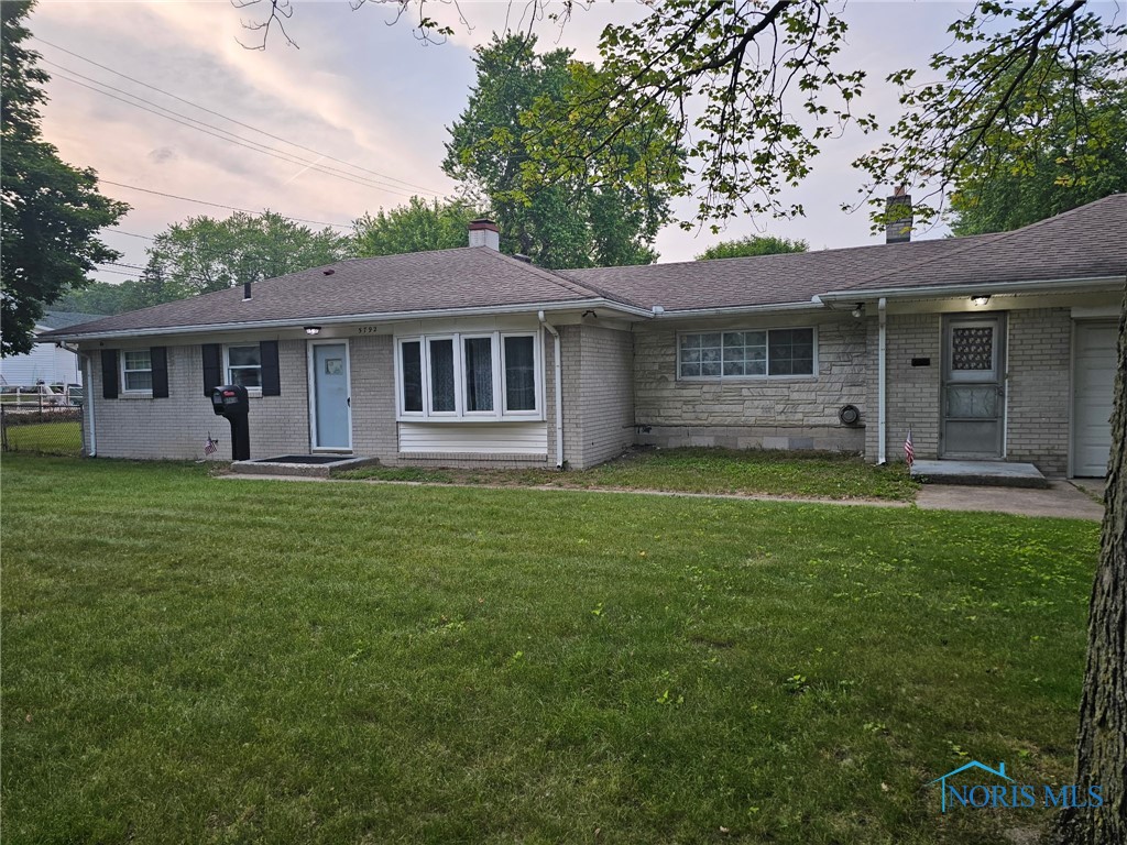 5792 Marshall Road, Sylvania, Ohio image 2