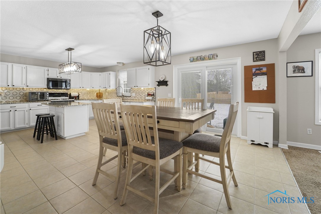 1392 Logan Lane, Perrysburg, Ohio image 16