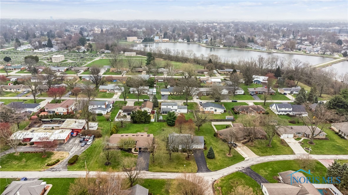 419 Glenview Drive, Fostoria, Ohio image 48
