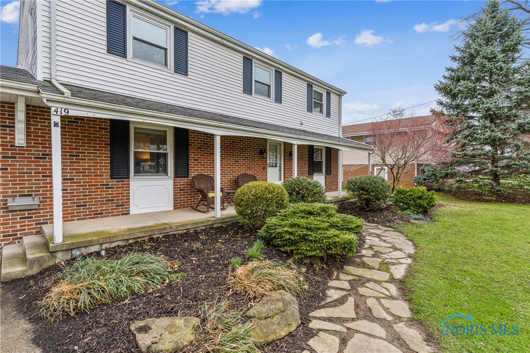419 Glenview Drive, Fostoria, Ohio image 3