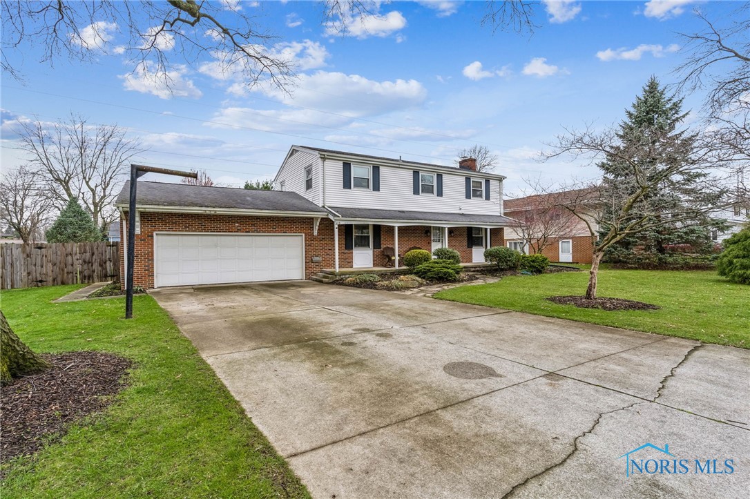 419 Glenview Drive, Fostoria, Ohio image 1