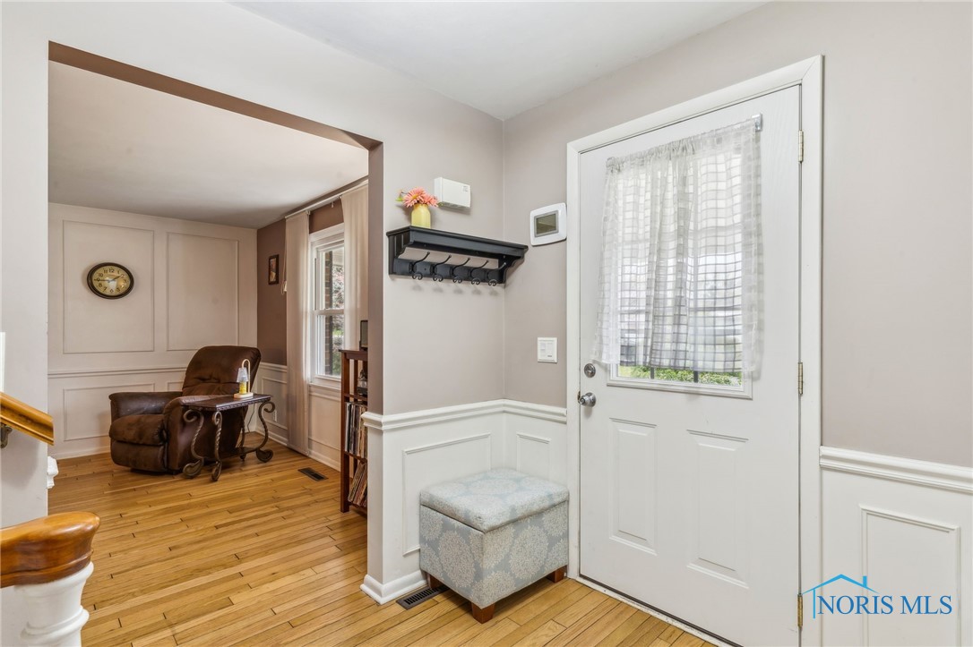419 Glenview Drive, Fostoria, Ohio image 13