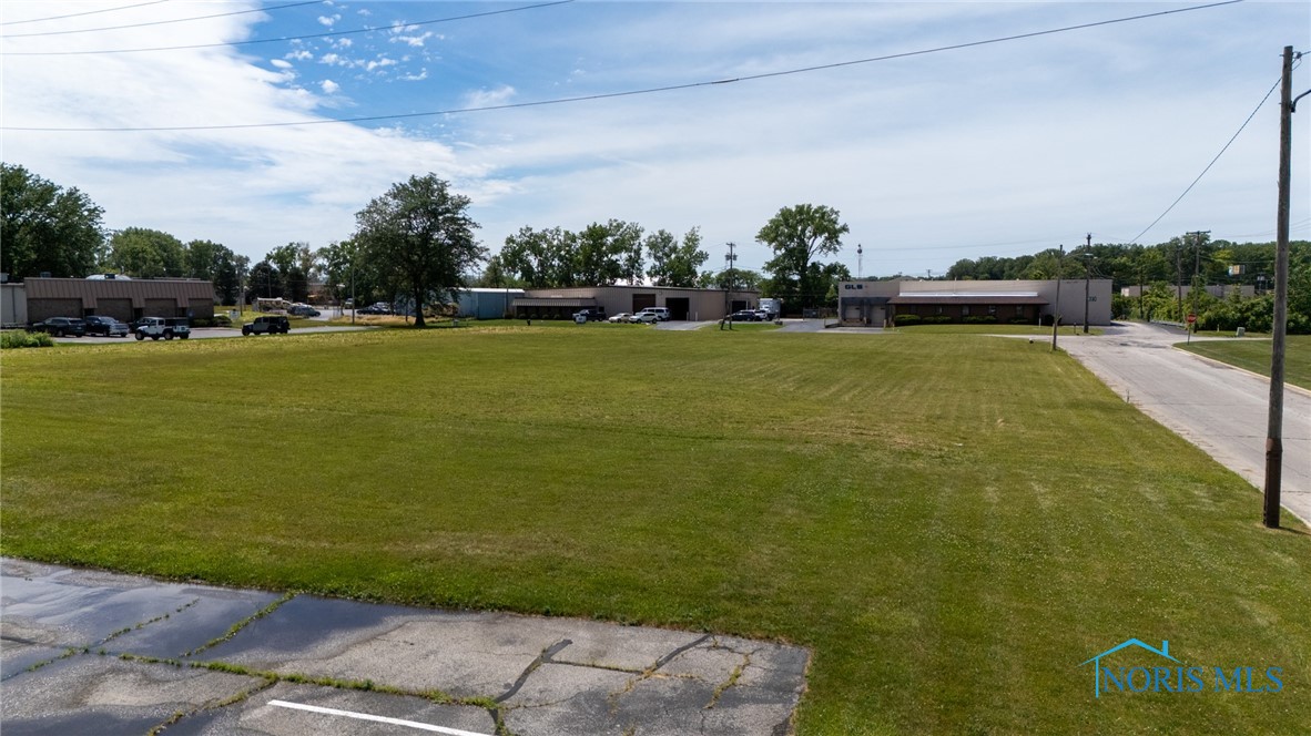 243 Arco Drive, Toledo, Ohio image 2