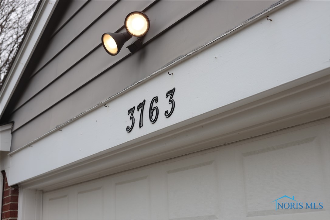 3763 Linden Green Drive, Toledo, Ohio image 3