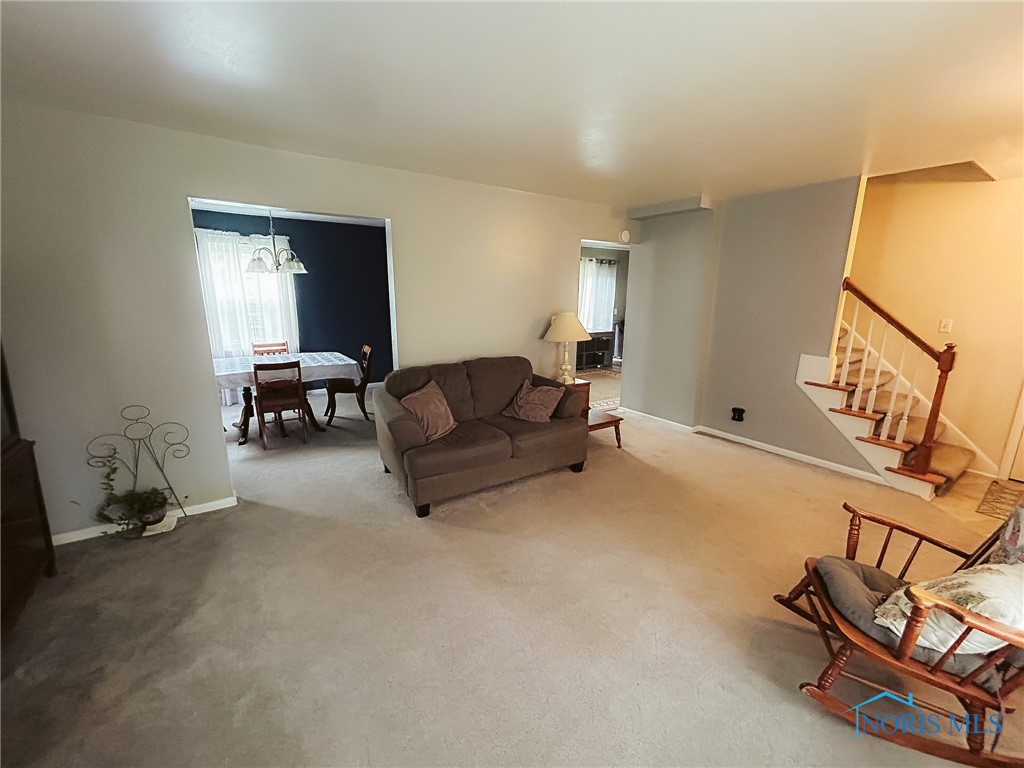 3763 Linden Green Drive, Toledo, Ohio image 5