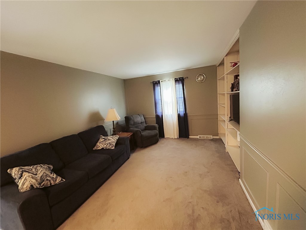 3763 Linden Green Drive, Toledo, Ohio image 9