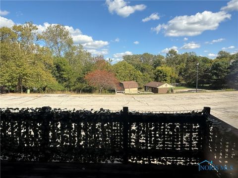 Tiny photo for 5615 Baronswood Circle #105, Toledo, OH 43615 (MLS # 6136488)