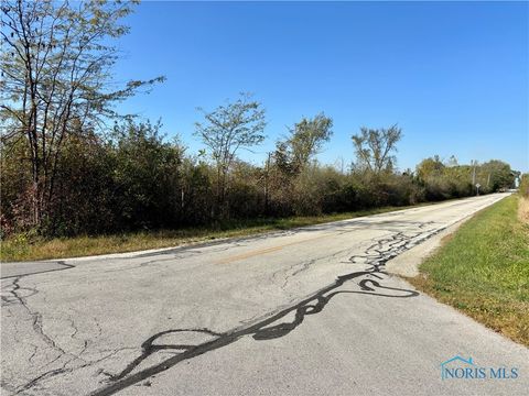Tiny photo for 0 Recker Road, Perrysburg, OH 43551 (MLS # 6136754)