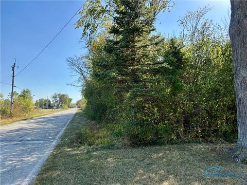 Tiny photo for 0 Recker Road, Perrysburg, OH 43551 (MLS # 6136754)