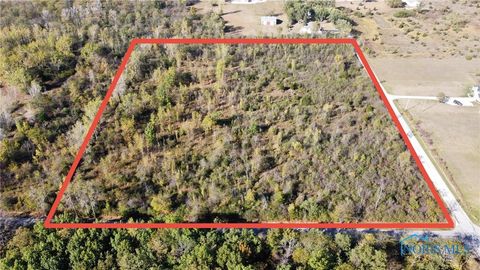 Photo of 0 Recker Road, Perrysburg, OH 43551 (MLS # 6136754)